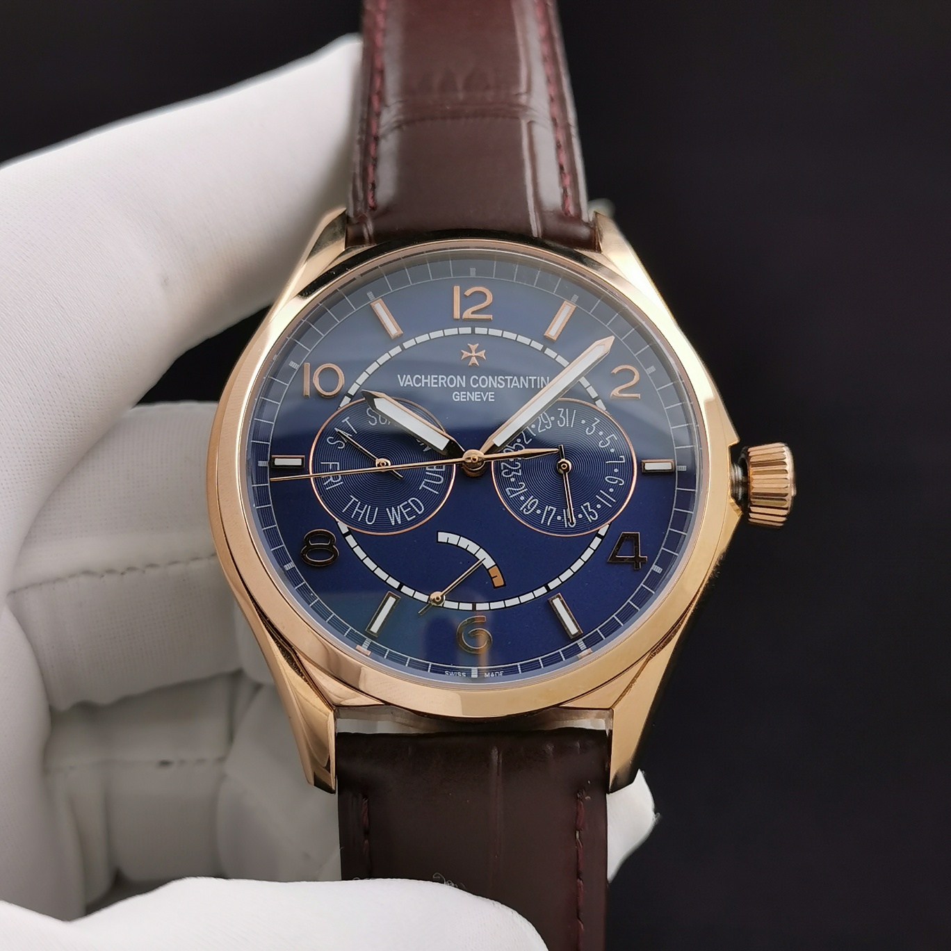 Classic Luminous Watch – IW-0894 - Image 2