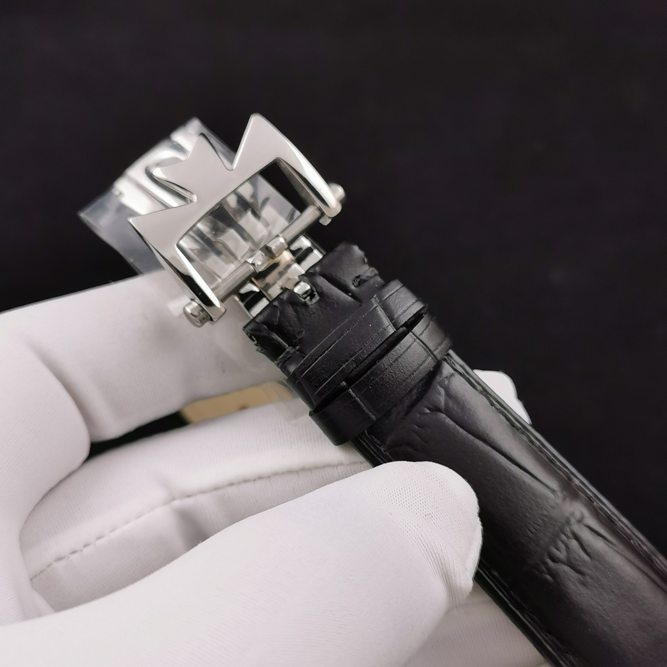 Classic Luminous Watch – IW-0891 - Image 8