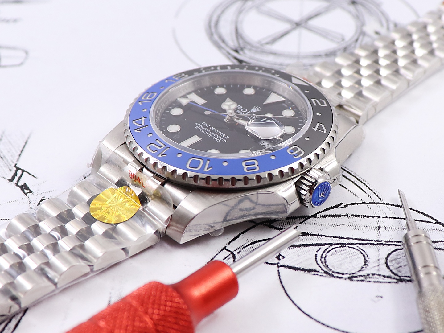 GMT-Master II Luminous Watch – IW-3085 - Image 3