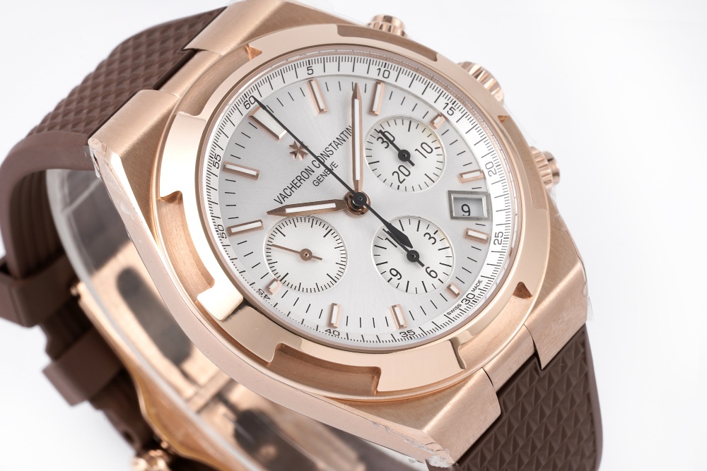 Vacheron Constantin Overseas Luminous Watch – IW-0992 - Image 6