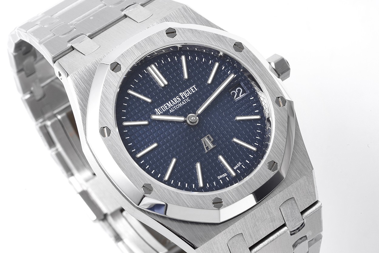 Audemars Piguet Royal Oak Watch – IW-2269 - Image 2