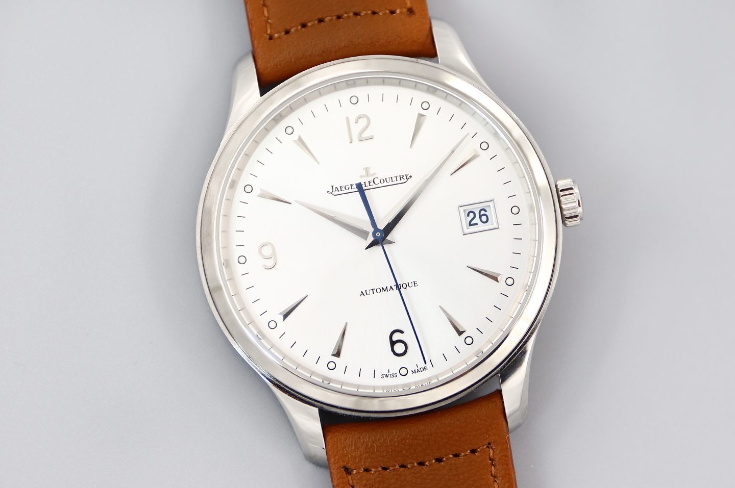 Jaeger-LeCoultre Master Control 40 mm Watch – IW-2182 - Image 2