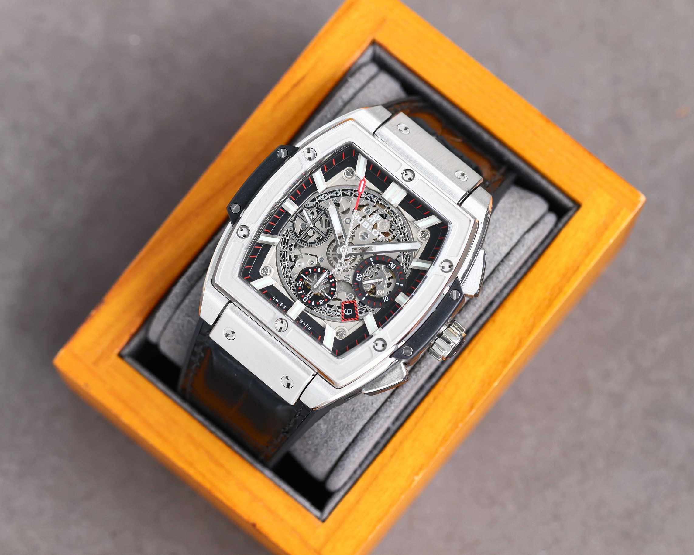 Hublot Classic Chronograph 42 mm Watch – IW-0388 - Image 2