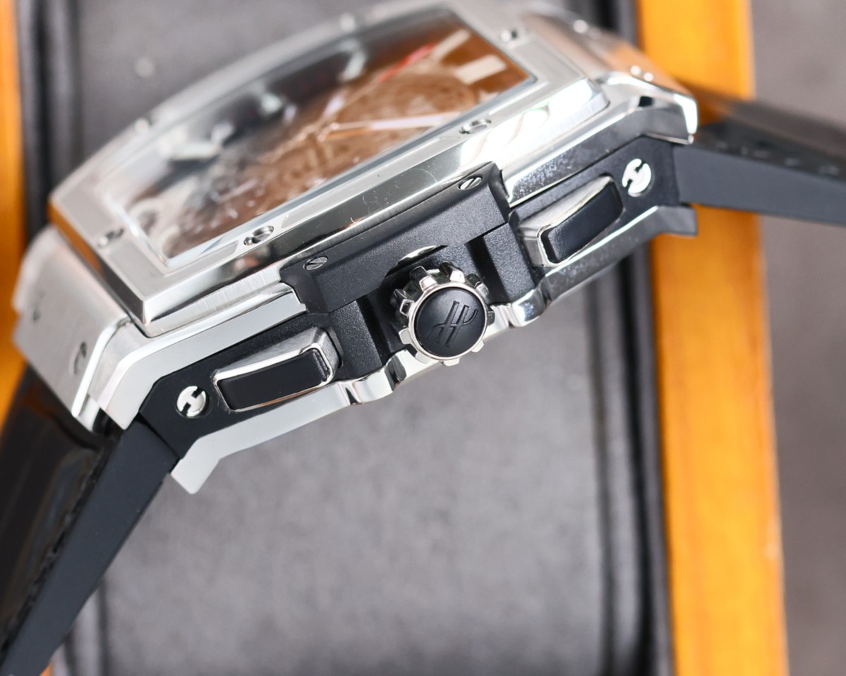 Hublot Classic Chronograph 42 mm Watch – IW-0388 - Image 6
