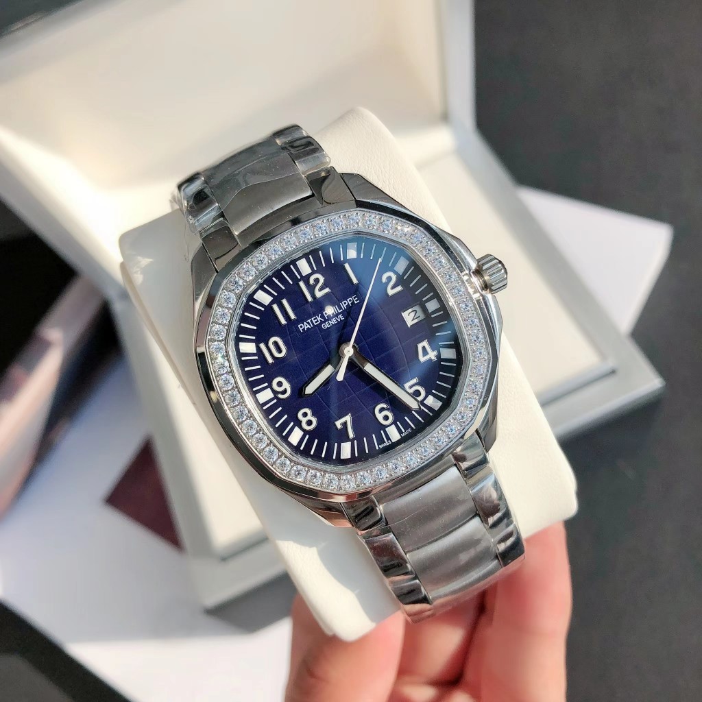 Patek Philippe Nautilus Diamond-Set Watch – IW-2719 - Image 4