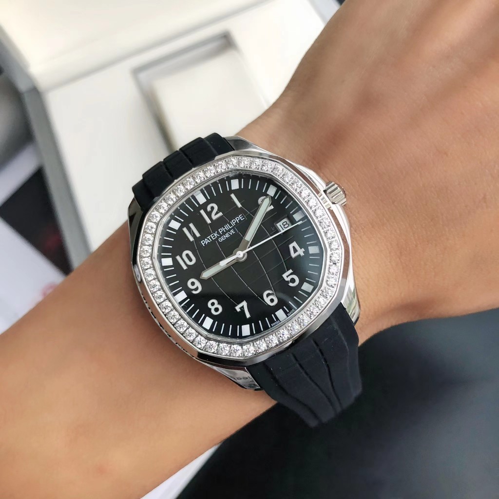 Patek Philippe Nautilus Watch – IW-2714 - Image 5