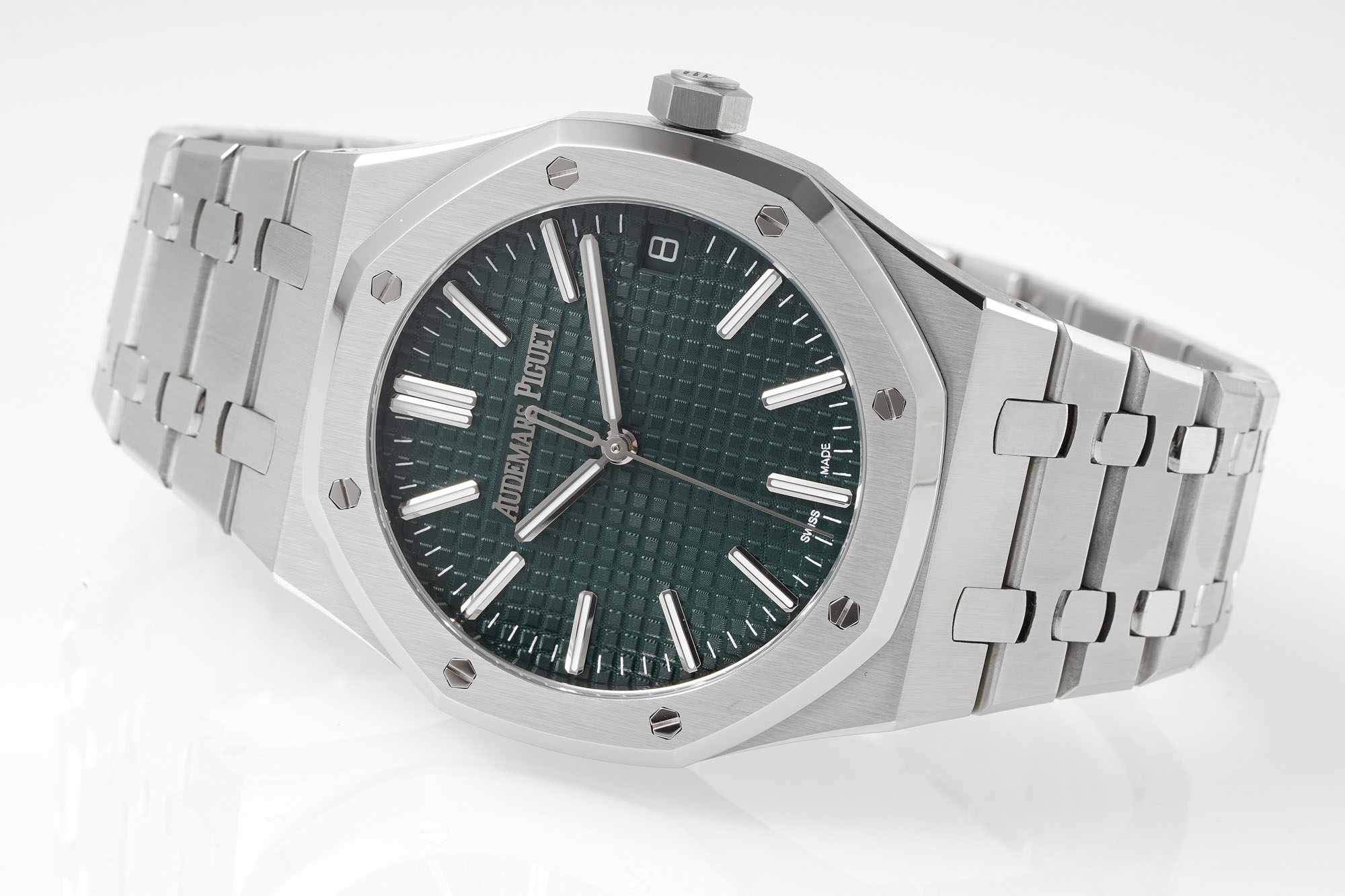 Audemars Piguet Royal Oak Watch – IW-2136 - Image 5