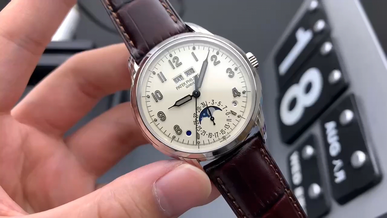 Classic Watch – IW-2333