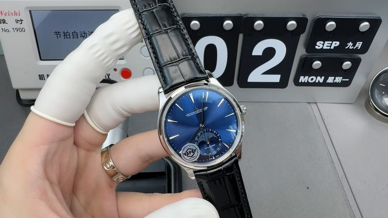 Classic Moonphase Watch – IW-0406