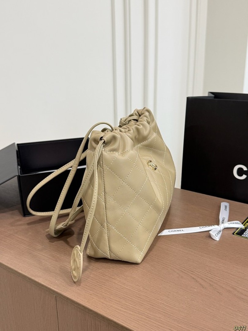 Chanel Quilted Drawstring Shoulder Bag — Beige - Image 4