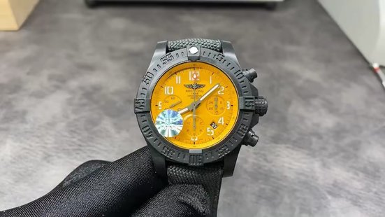Breitling Classic Chronograph 44 mm Watch – IW-0675