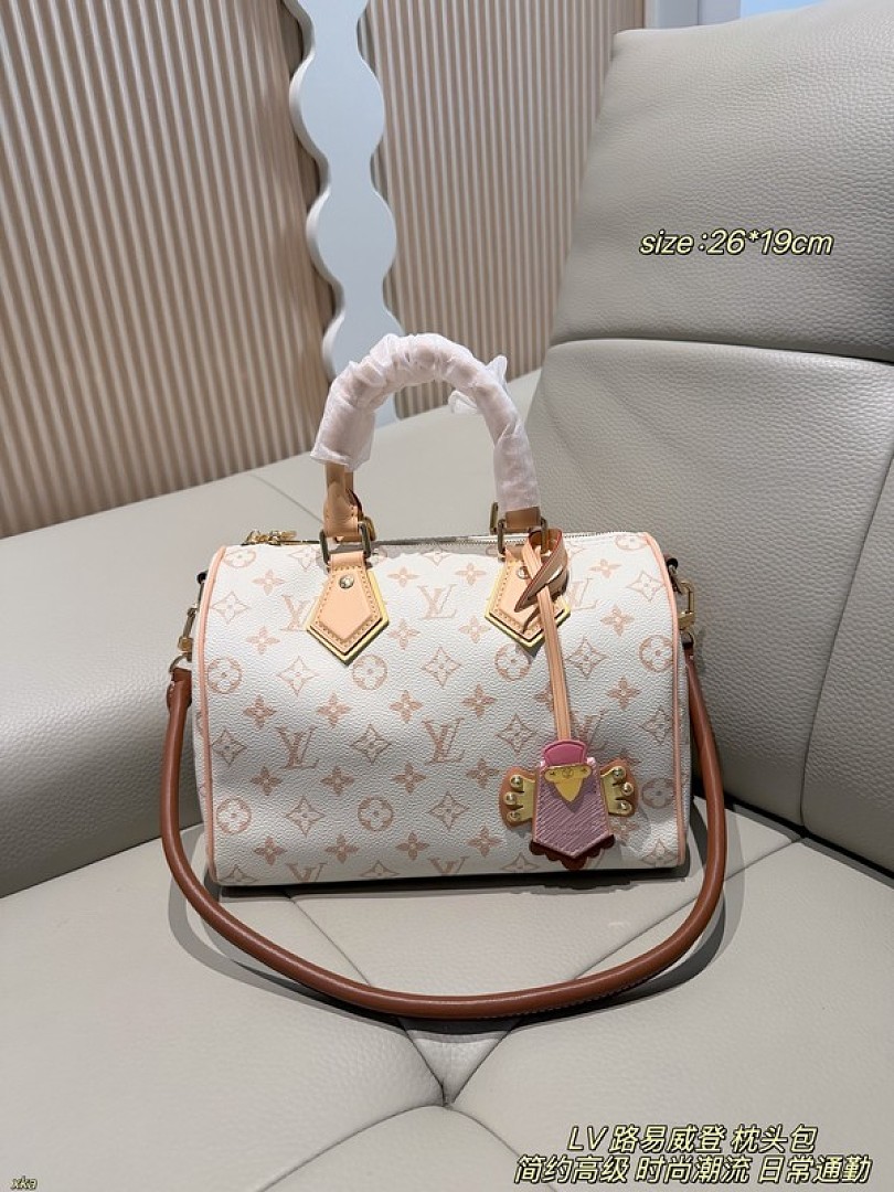 Louis Vuitton Speedy-Style Monogram Bag — Ivory & Tan