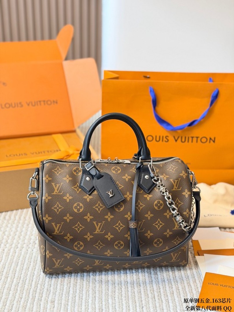 Louis Vuitton Speedy-Style Monogram Bag with Black Trim — Brown & Black - Image 3