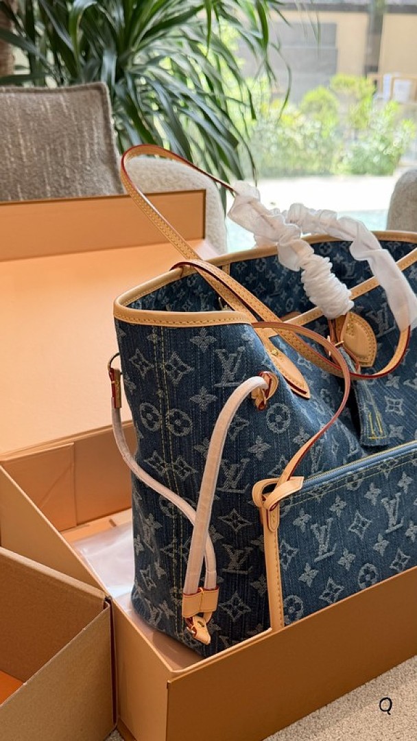 Louis Vuitton Neverfull-Style Denim-Look Monogram Tote — Colour Options - Image 9