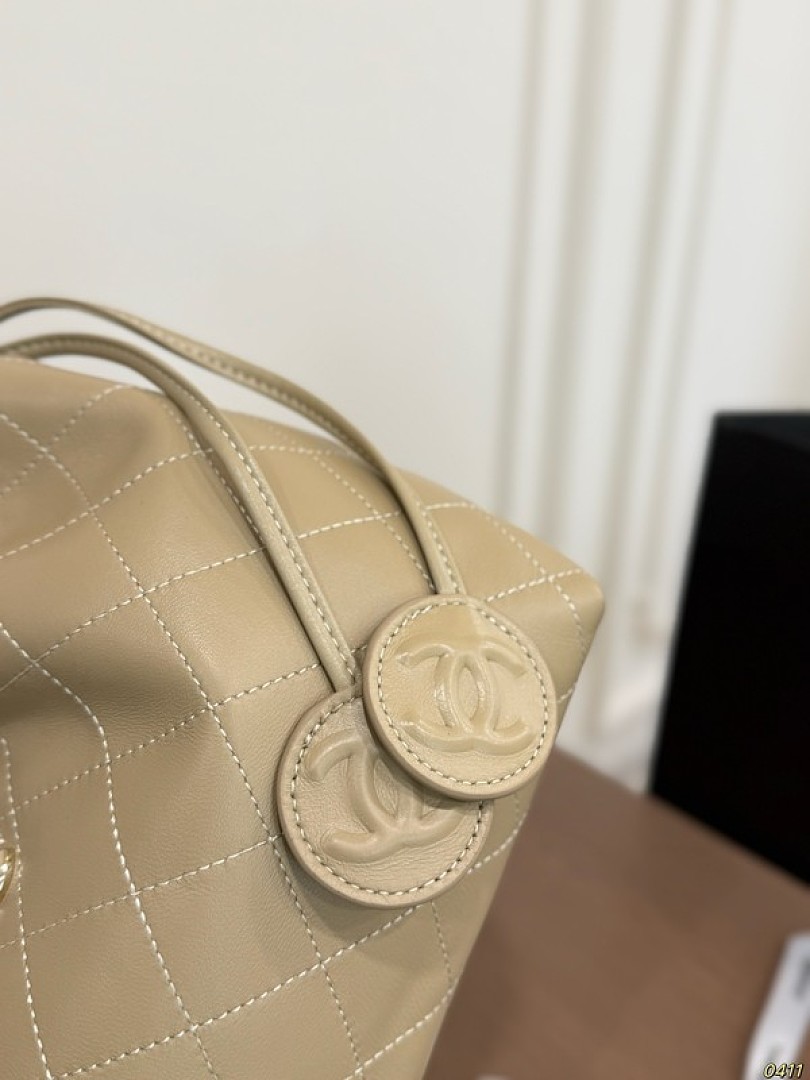 Chanel Quilted Drawstring Shoulder Bag — Beige - Image 5