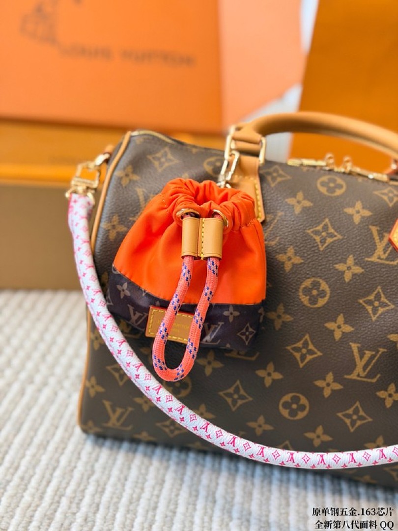 Louis Vuitton Speedy-Style Monogram Bag with Orange Pouch — Brown & Pink - Image 4