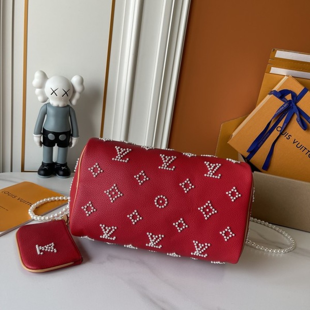 Louis Vuitton Speedy-Style Beaded Bag 30 — Red - Image 6