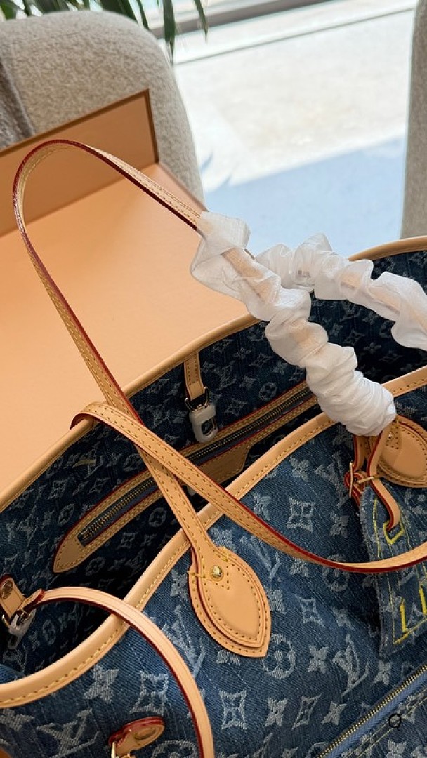 Louis Vuitton Neverfull-Style Denim-Look Monogram Tote — Colour Options - Image 6