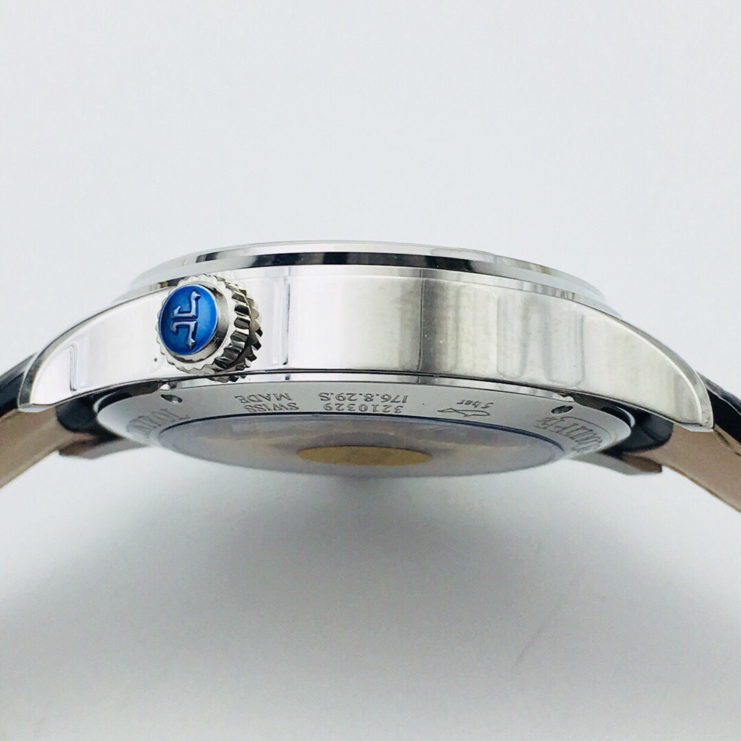 Jaeger-LeCoultre Classic 39 mm Watch – IW-0516 - Image 6