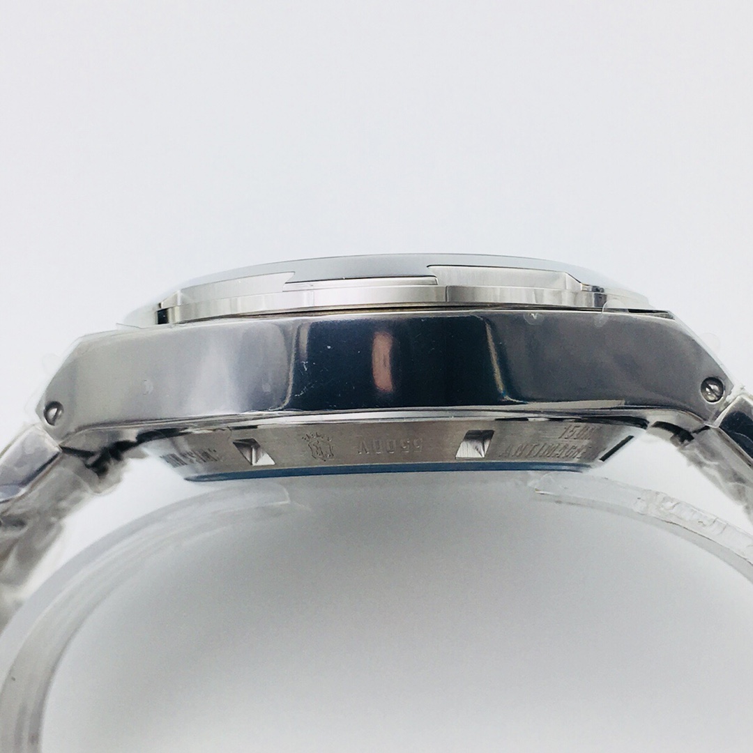 Overseas 41 mm Watch – IW-1121 - Image 6
