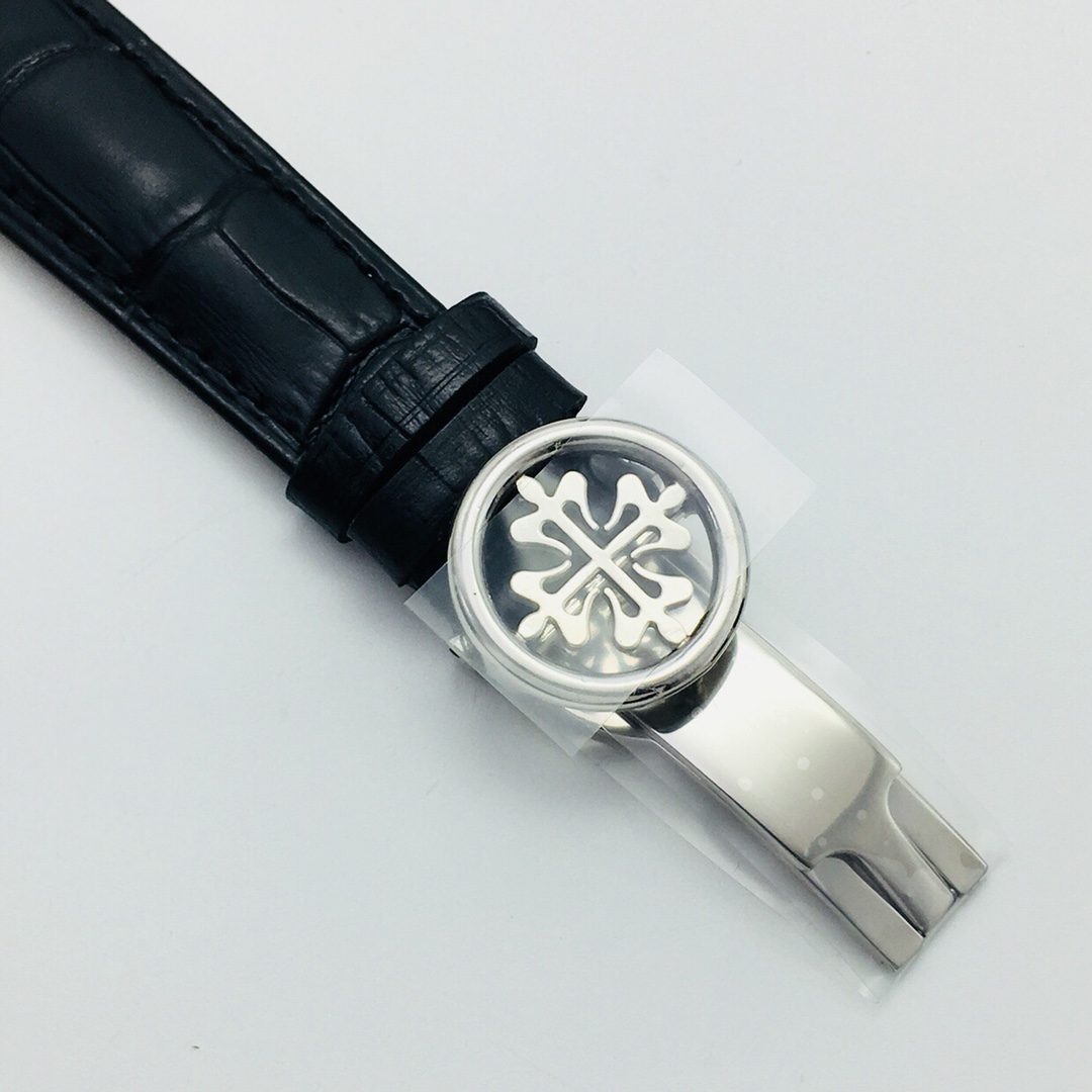 Patek Philippe Classic Moonphase 41 mm Watch – IW-2672 - Image 9