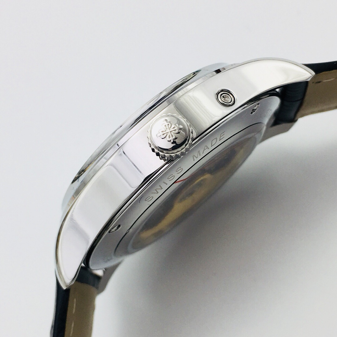 Patek Philippe Classic Moonphase 41 mm Watch – IW-2672 - Image 5