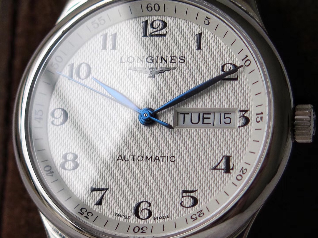 Longines Classic Day and Date 38.5 mm Watch – IW-0783 - Image 3