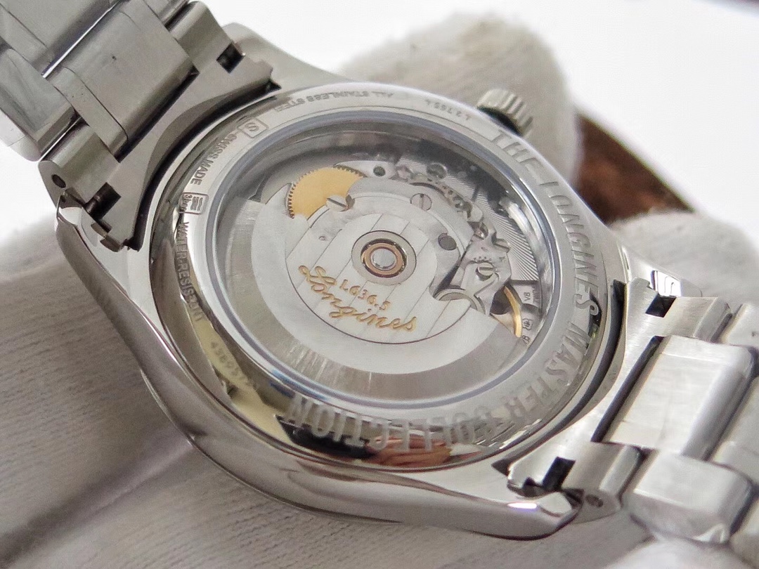 Longines Classic Day and Date 38.5 mm Watch – IW-0782 - Image 8