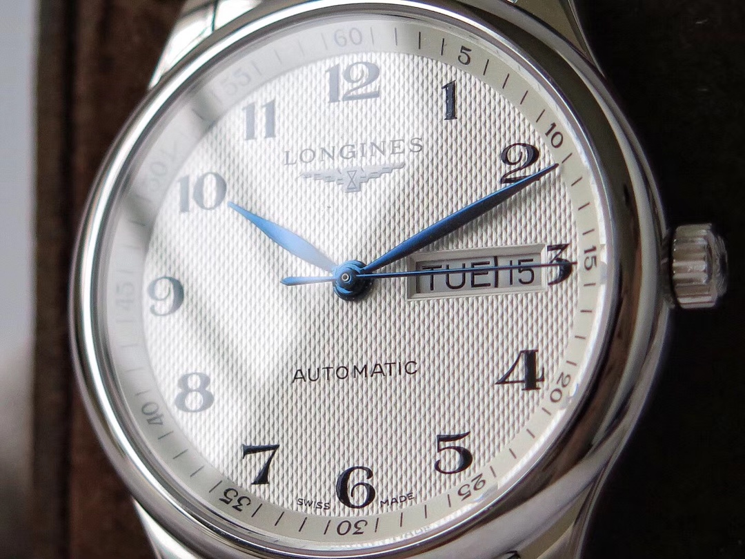 Longines Classic Day and Date 38.5 mm Watch – IW-0782 - Image 3