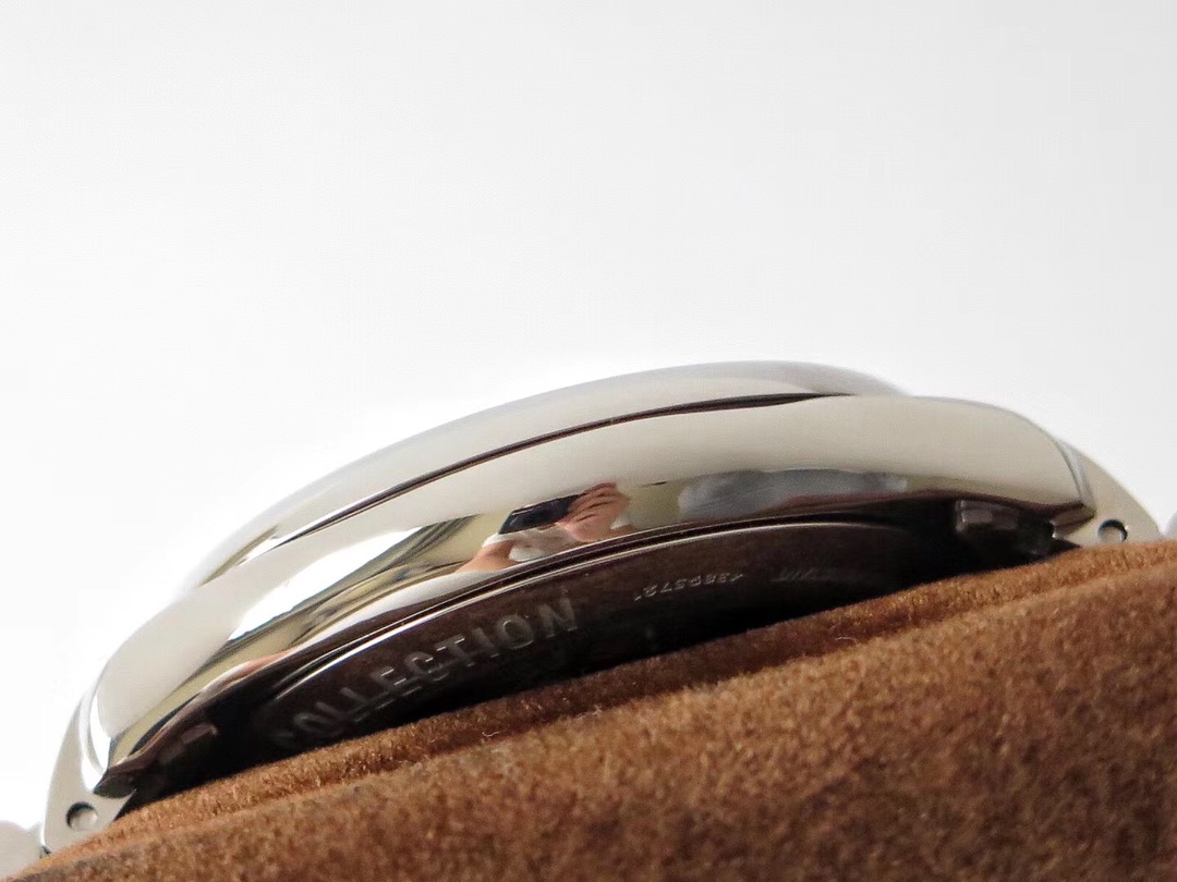 Longines Classic Day and Date 38.5 mm Watch – IW-0782 - Image 7
