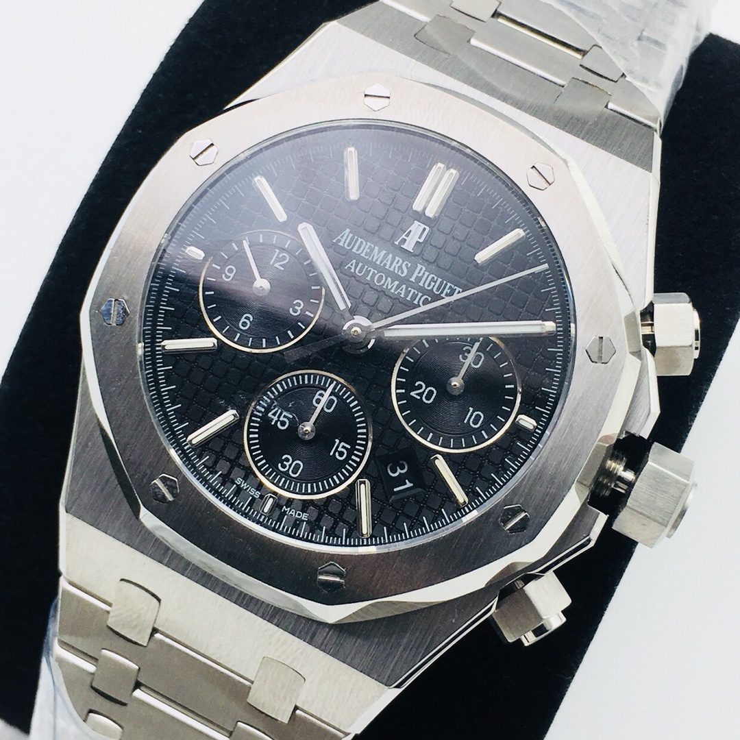 Royal Oak Chronograph Watch – IW-2212 - Image 3