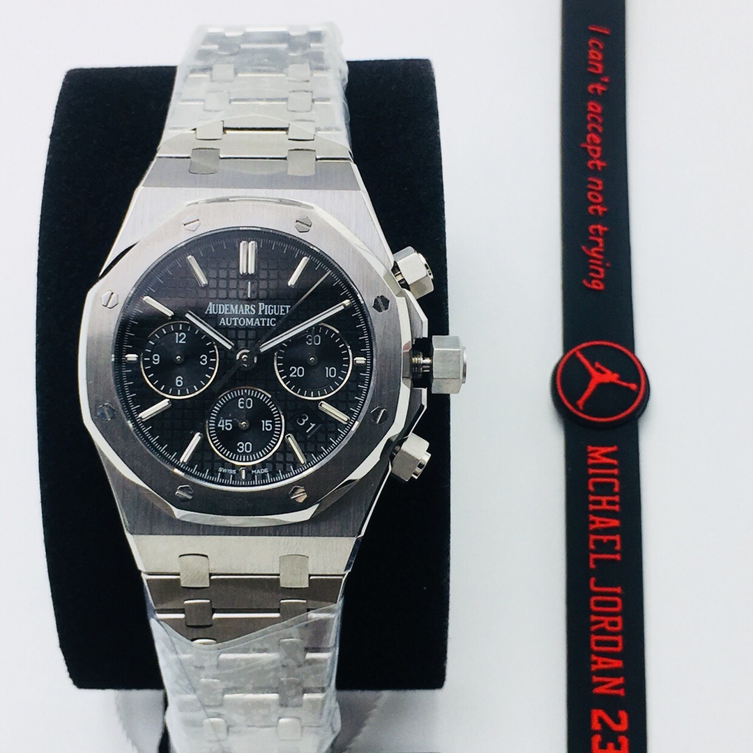 Royal Oak Chronograph Watch – IW-2212