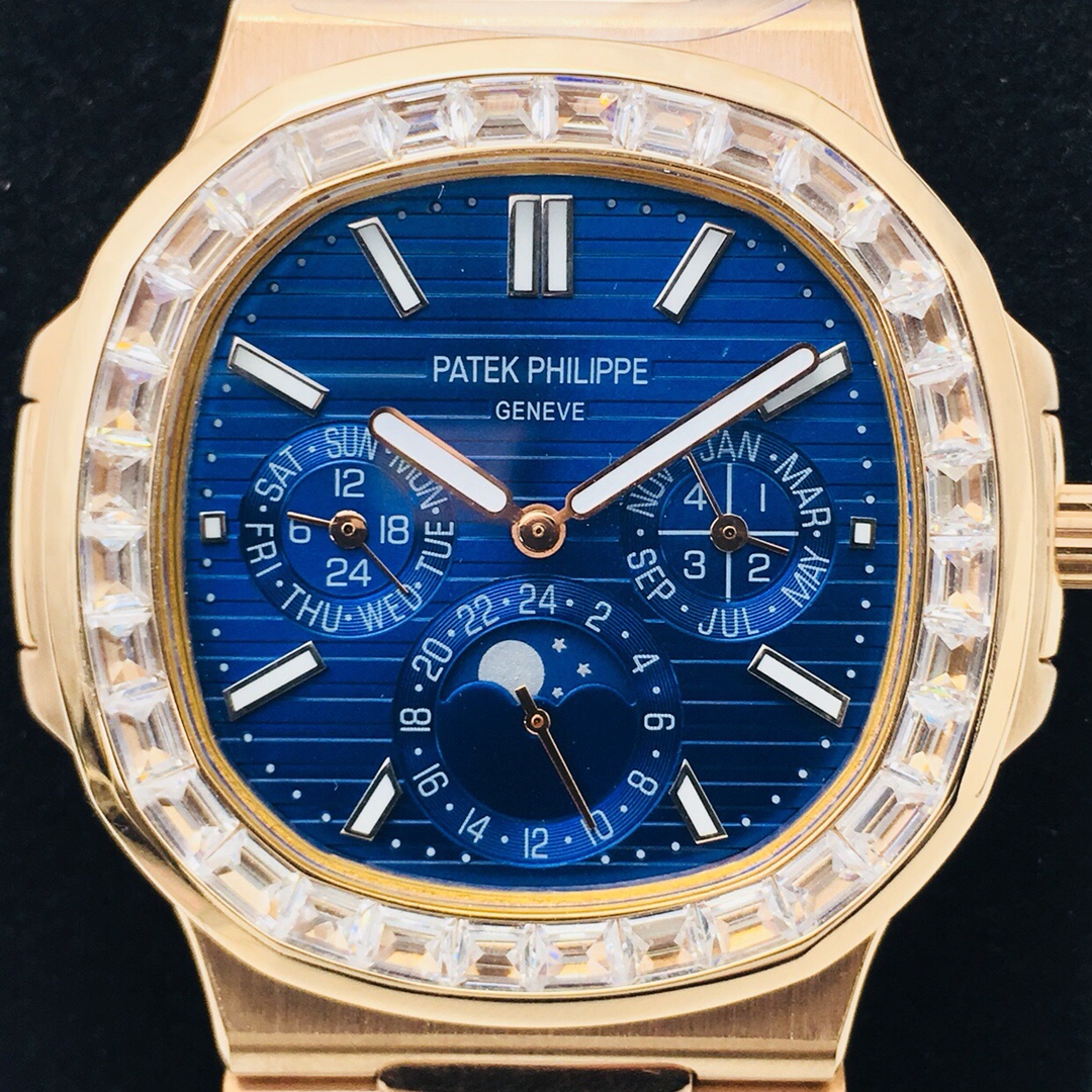 Patek Philippe Nautilus Moonphase 41 mm Watch – IW-2663 - Image 4
