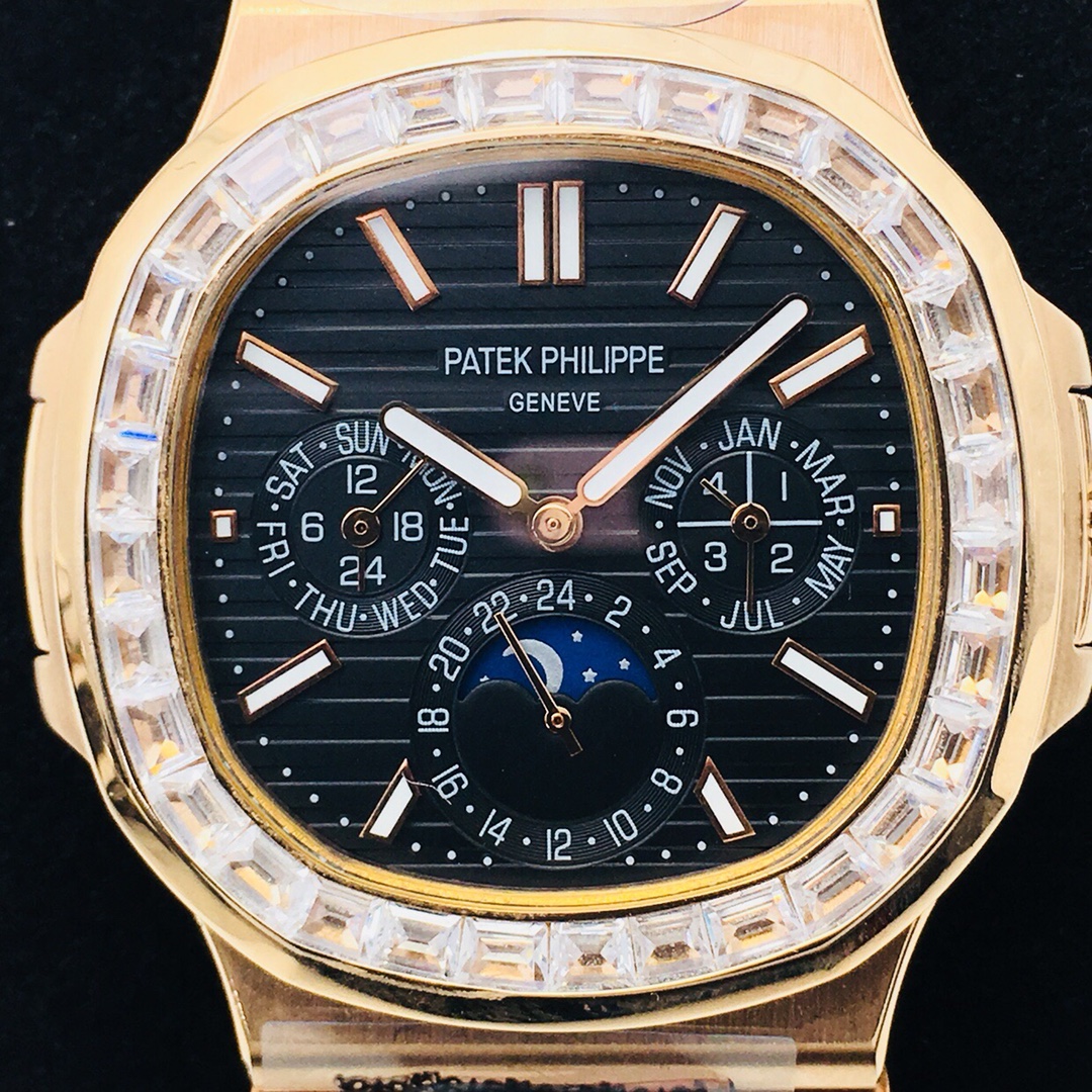 Patek Philippe Nautilus Moonphase 41 mm Watch – IW-2665 - Image 4