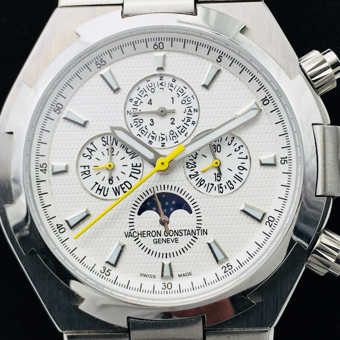 Overseas 42 mm Watch – IW-1109 - Image 4