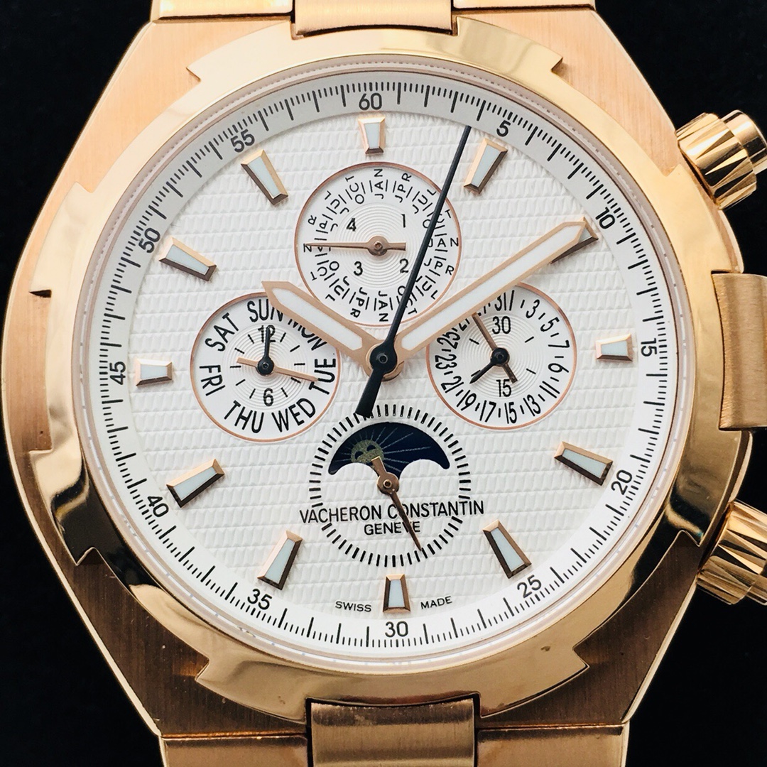 Overseas 42 mm Watch – IW-1111 - Image 4