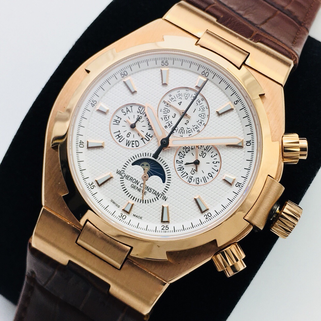 Overseas 42 mm Watch – IW-1111 - Image 3