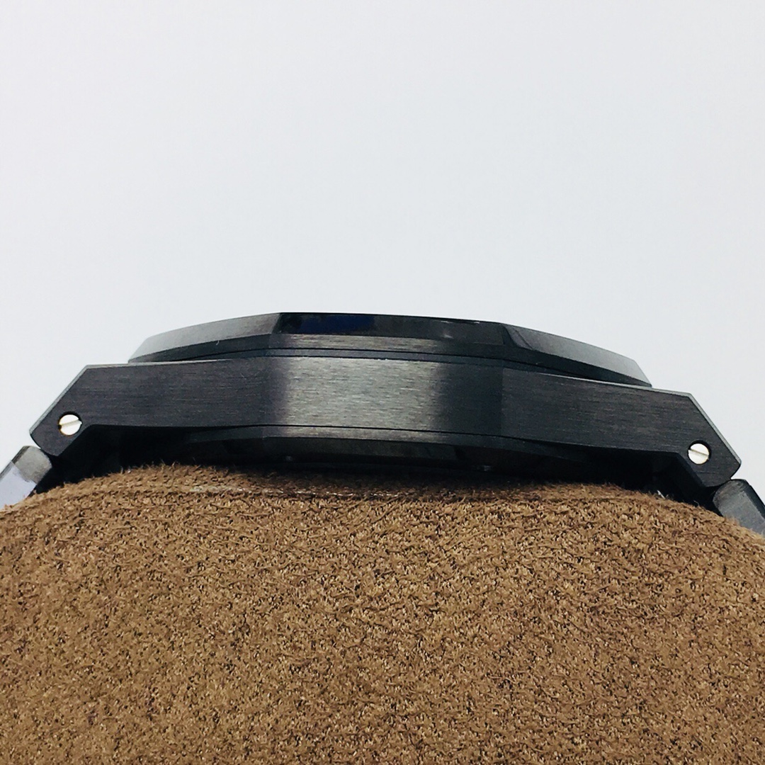 Royal Oak Tourbillon 41 mm Watch – IW-2206 - Image 6