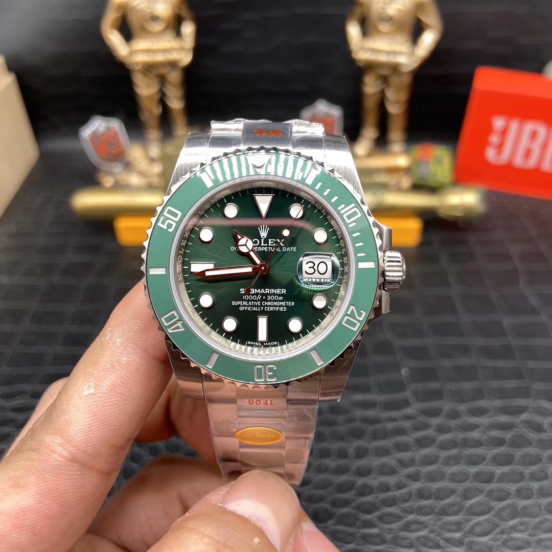 Rolex Green Submariner Watch – IW-0213 - Image 3