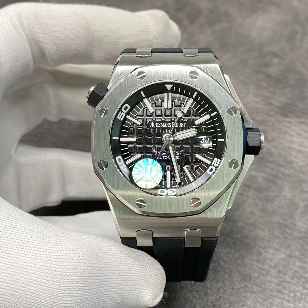 Audemars Piguet Royal Oak Chronograph 42 mm Watch – IW-2211 - Image 2