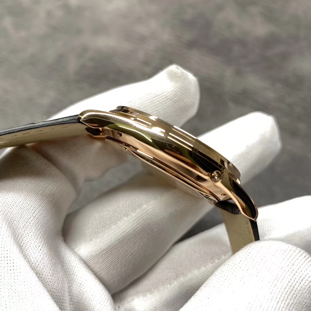 Jaeger-LeCoultre Master Control Moonphase Watch – IW-0528 - Image 7