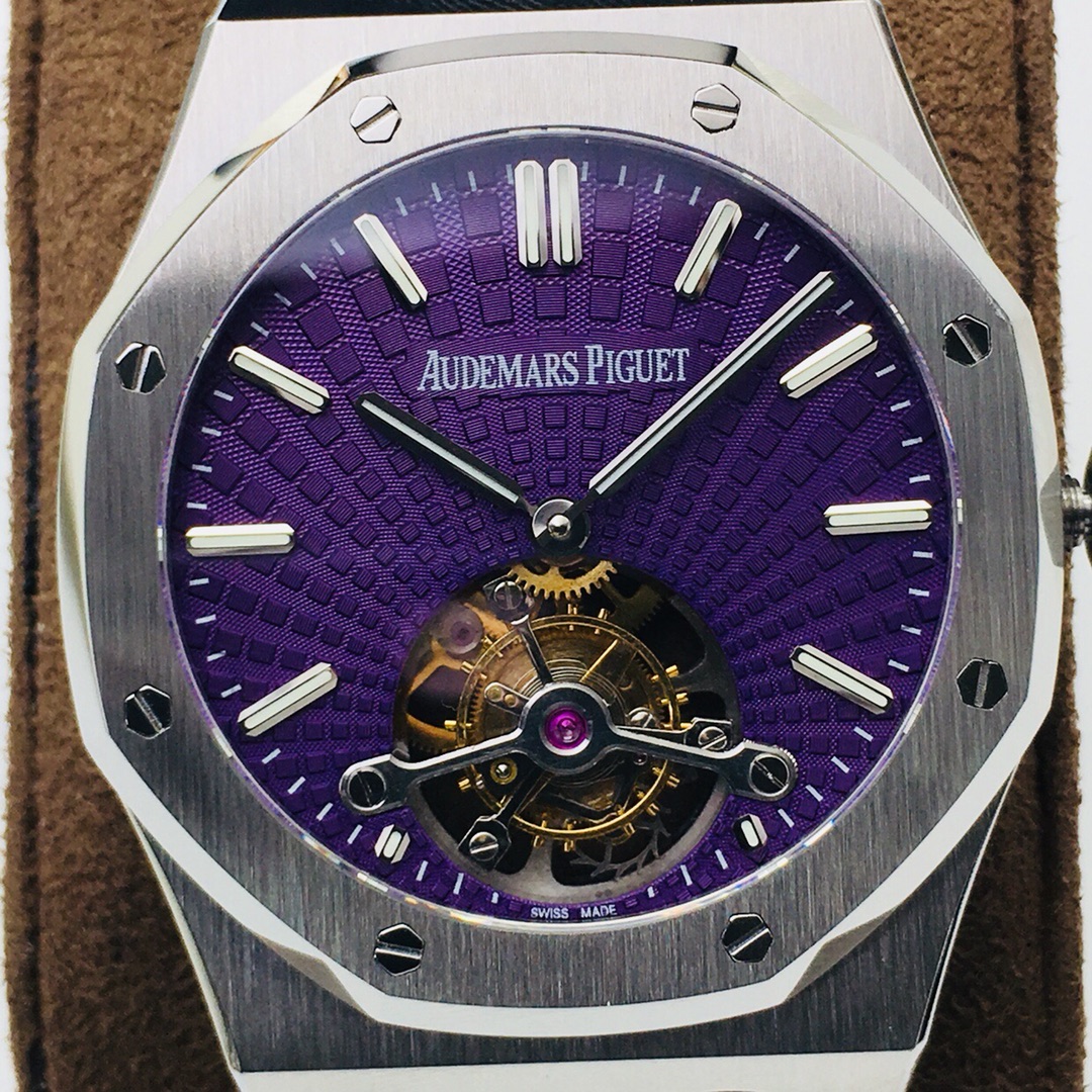 Royal Oak Tourbillon 41 mm Watch – IW-2208 - Image 3