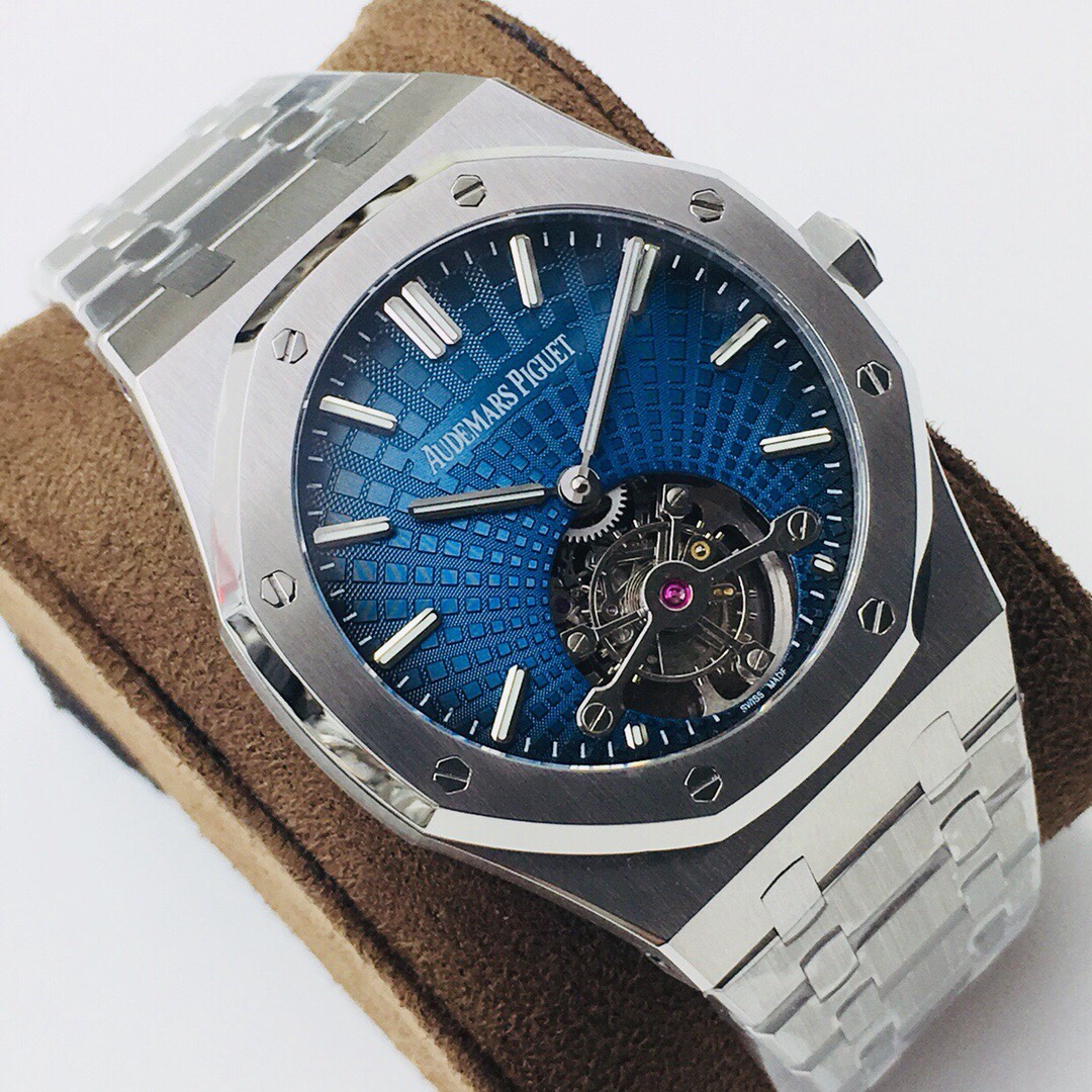 Royal Oak Tourbillon 41 mm Watch – IW-2207 - Image 2