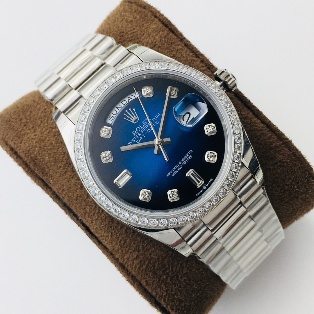Rolex Day-Date Diamond-Set 36 mm Watch – IW-0207 - Image 2