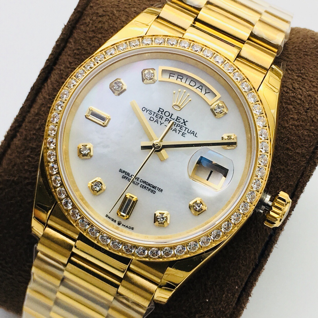 Rolex Day-Date Diamond-Set 36 mm Watch – IW-0209 - Image 3