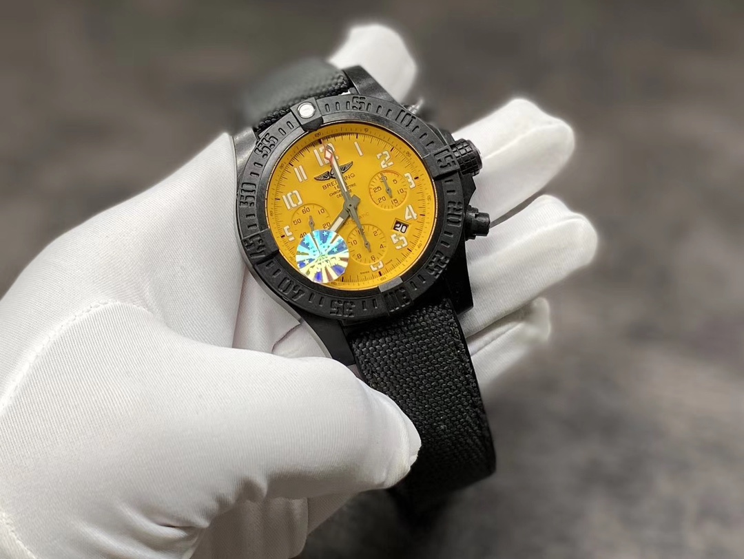 Breitling Classic Chronograph 44 mm Watch – IW-0675 - Image 3