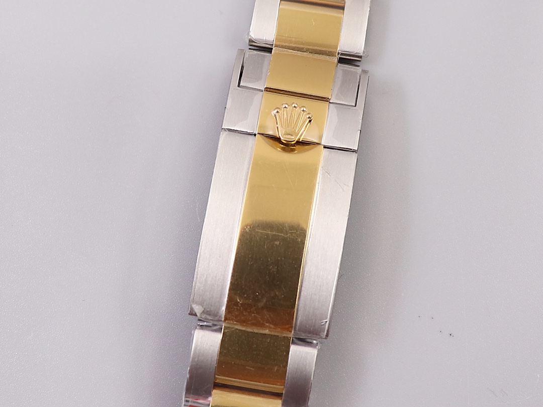 Daytona Mother-of-Pearl Dial Chronograph Watch – IW-3100 - Image 8