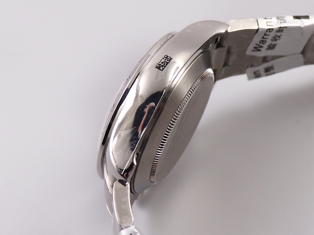 Daytona Mother-of-Pearl Dial Chronograph Watch – IW-3101 - Image 6