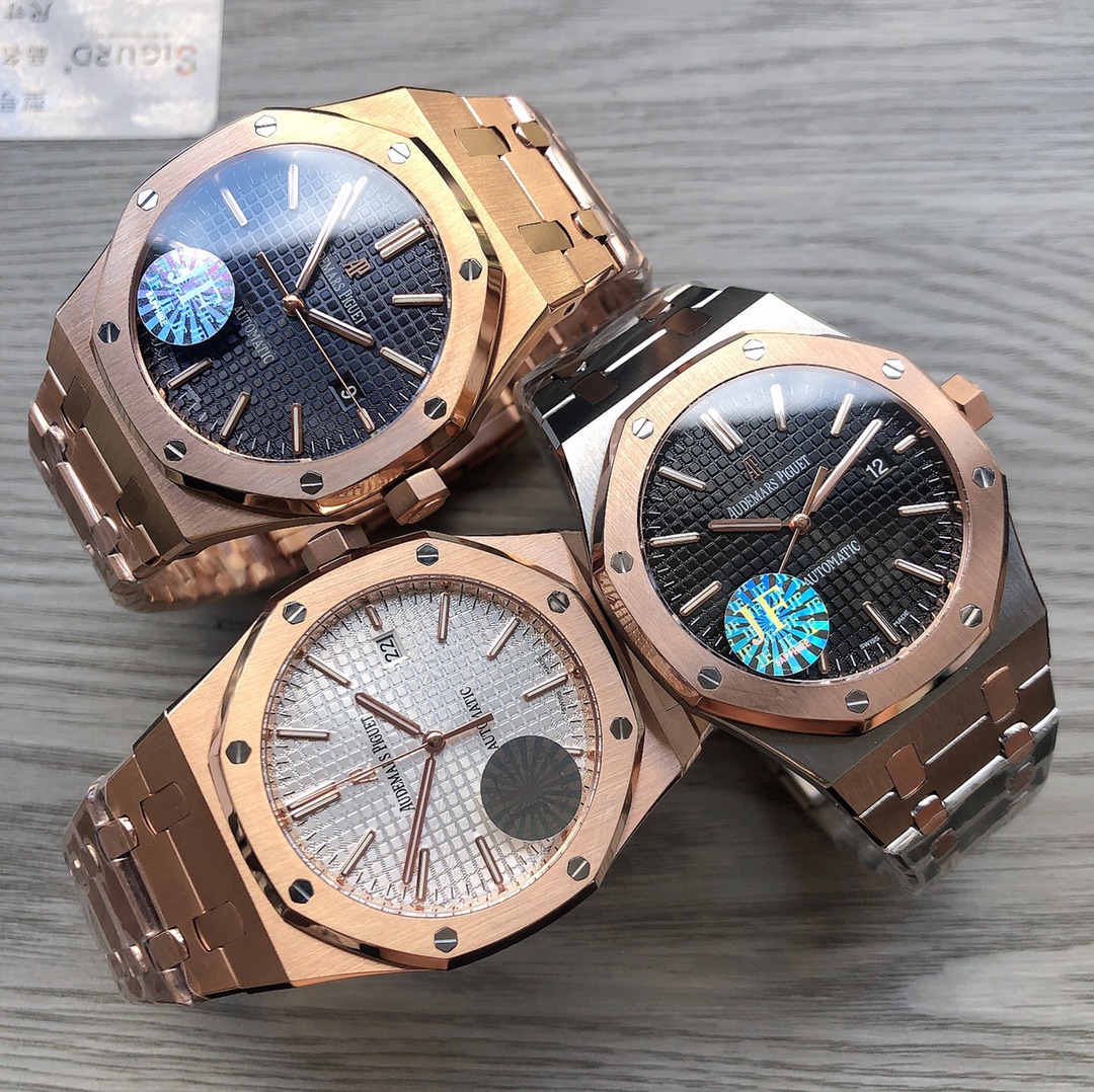 Audemars Piguet Royal Oak Luminous 42 mm Watch – IW-2185 - Image 8