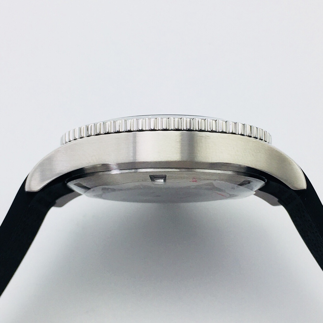 Longines Classic 41 mm Watch – IW-0773 - Image 6